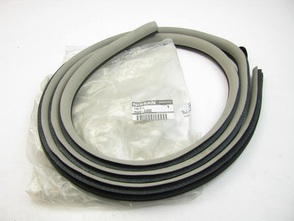 New Front Left BODY SIDE Window Weather Strip Seal OEM For 02-04 Nissan Altima