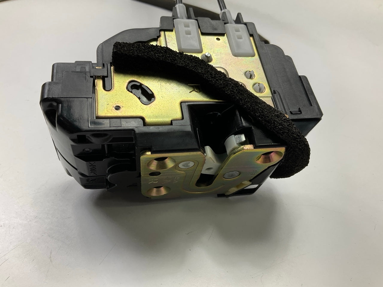FRONT Right Door Door Lock Actuator Motor OEM For 2015 Nissan Armada 805009GE2A