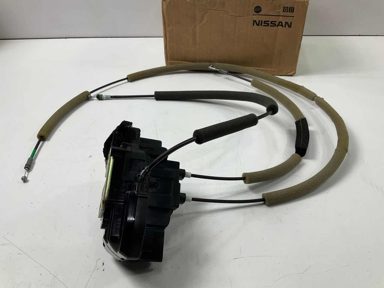 NEW Front Left Drivers Side Door Lock Actuator Motor OEM For 2015 Titan, Armada