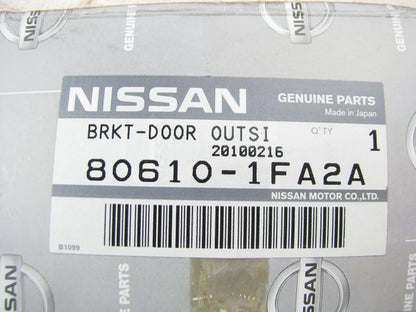 Rear Right (Passengers Side Rear) Exterior Door Handle Base OEM For 2010-14 Cube