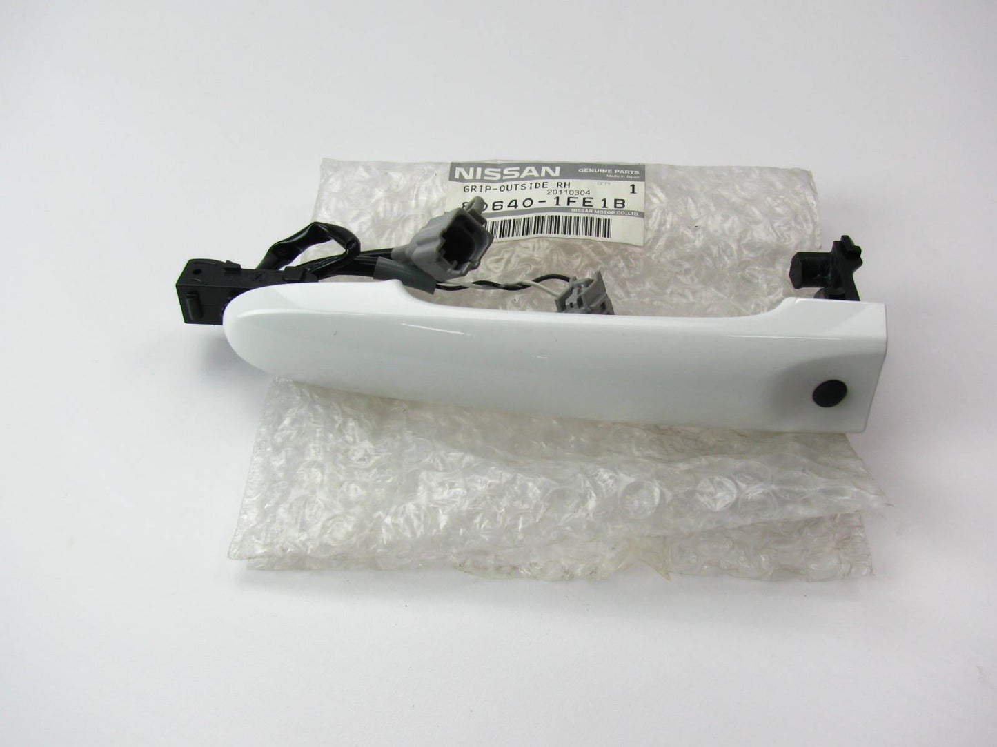 New Lift Tailgate Handle OEM For 2009-2010 Nissan Cube 806401FE1B