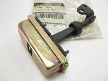 NEW GENUINE REAR LEFT Door Check Strap OEM For 2004-2005 Nissan Titan 824317S200