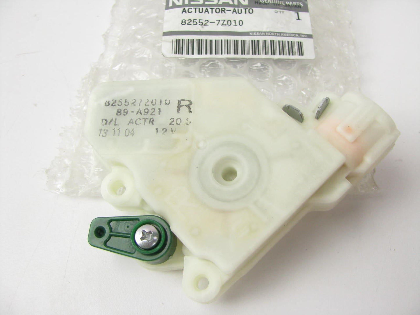 NEW GENUINE Rear Right Passengers Side Door Lock Actuator For 2000-2004  Xterra