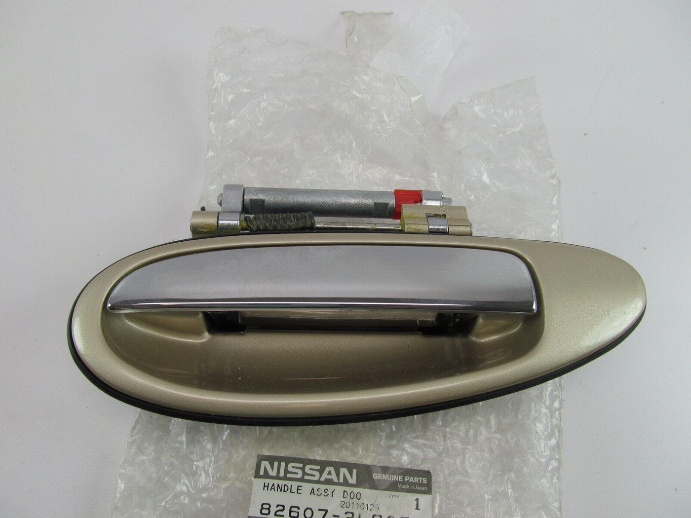 NEW - OEM 82607-3L605 Rear Left Door Handle For 1997-1999 Nissan Maxima BEIGE
