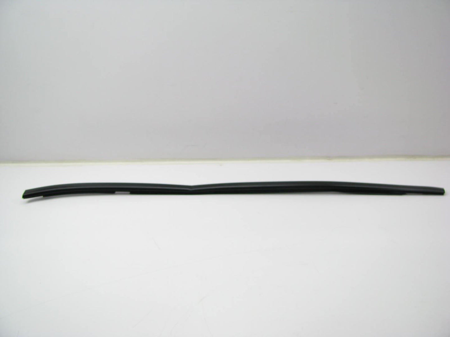 Rear Left Drivers Side Door Window Belt Weatherstrip Seal OEM For 11 Nissan Leaf
