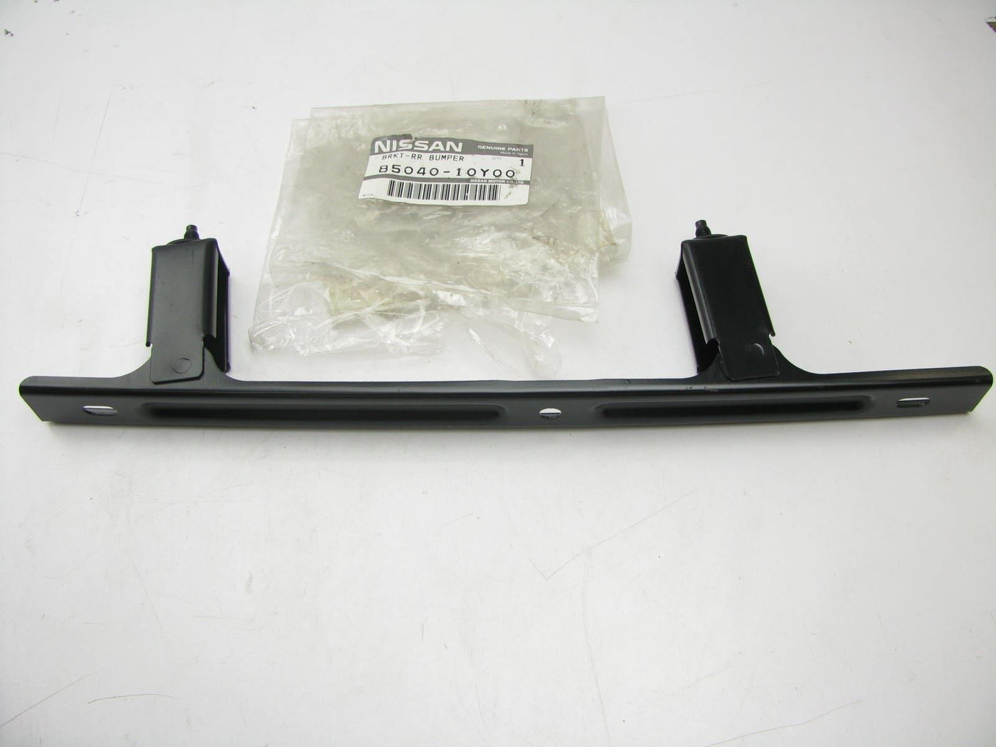 NEW GENUINE Rear Bumper Cover Center Support Bracket OEM For 93-97 Infiniti J30