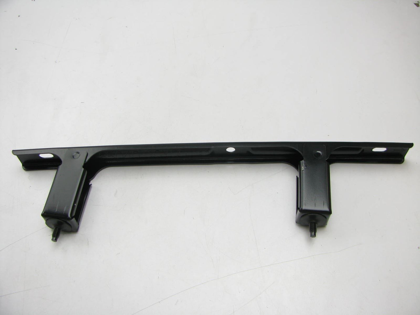 NEW GENUINE Rear Bumper Cover Center Support Bracket OEM For 93-97 Infiniti J30