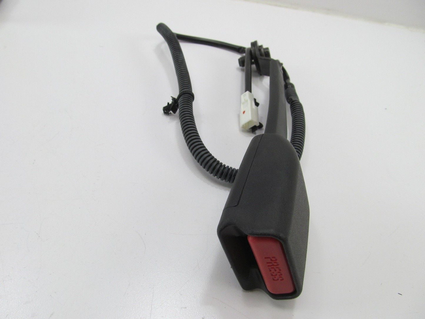 NEW - OEM 868421CE0C Front Right Seat Belt Buckle