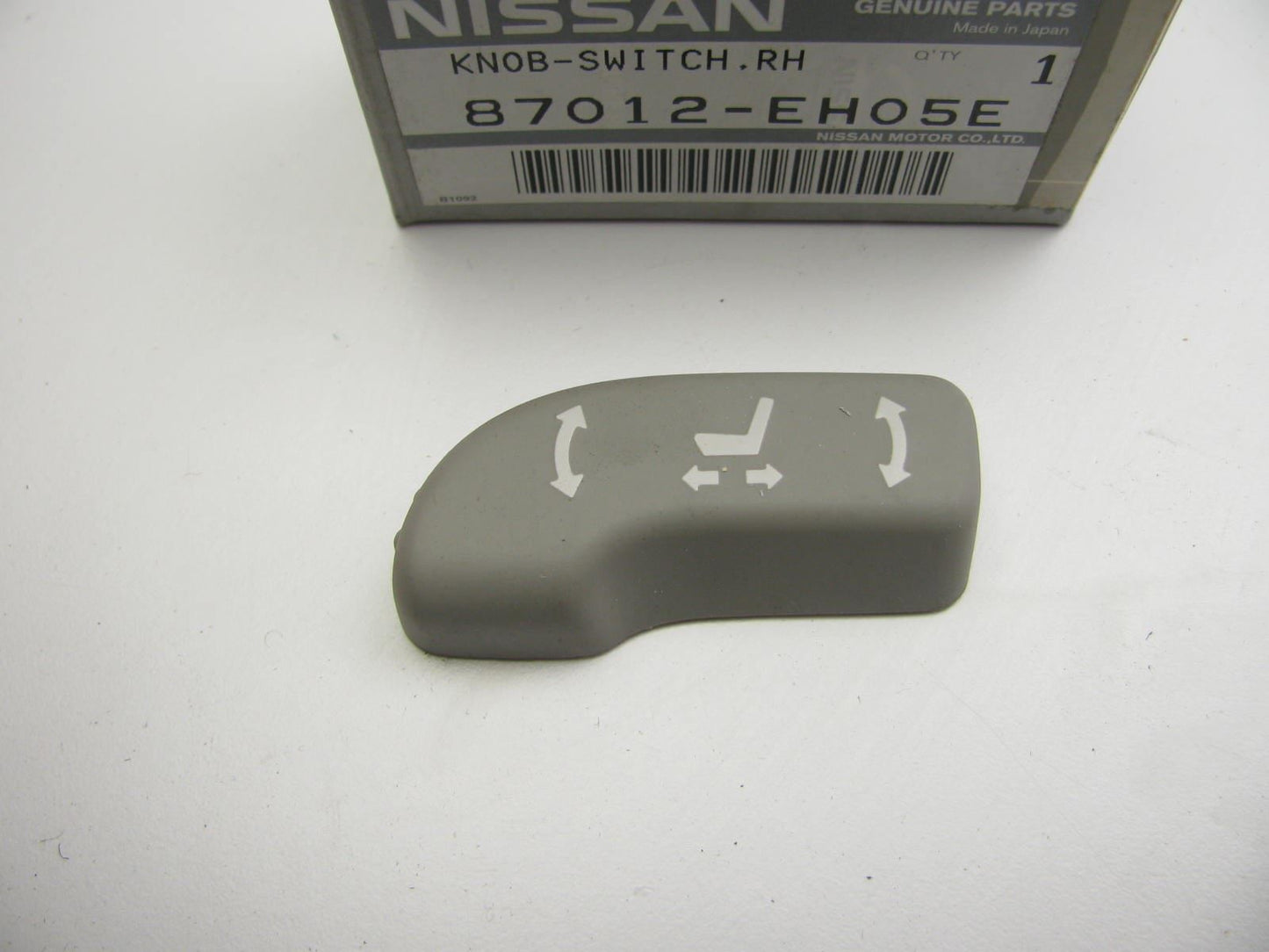 NEW GENUINE FRONT LEFT Power Seat Slide Button Knob Gray OEM For 2007-10 M35 M45