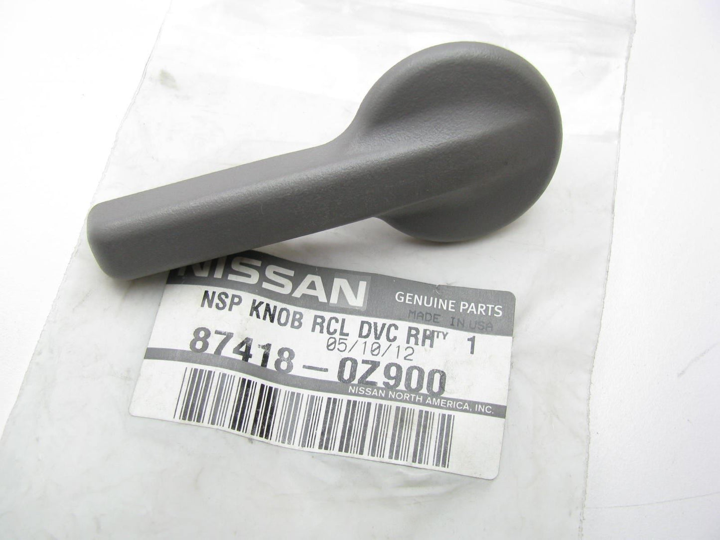 New Genuine OEM FRONT RIGHT SIDE Seat Recline Knob For 00-01 Altima 874180Z900