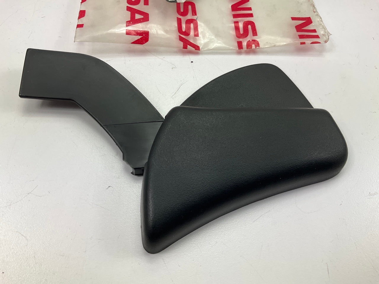 NEW GENUINE FRONT LEFT Recline Seat Handle Lever OEM For 13-19 Nissan Sentra