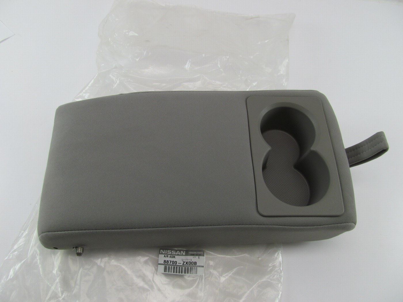 NEW - OEM 88700-ZX00B Rear Seat Armrest & Cup Holder For 2010-2012 Nissan Altima