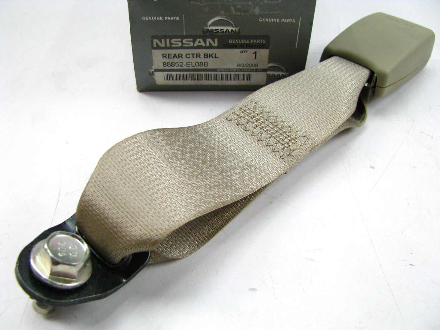 NEW GENUINE Rear Center Seat Belt Buckle BEIGE OEM FOR 07-10 Versa 88852-EL08B