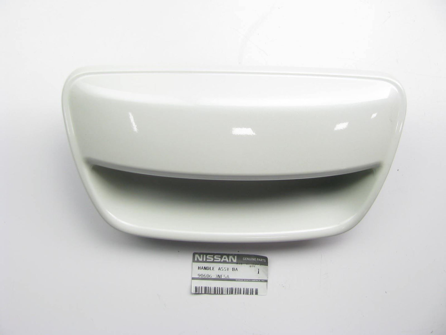 New Lift Tailgate Hatch Handle Pearl White For 2013-14 Nissan Leaf 906063NF5A