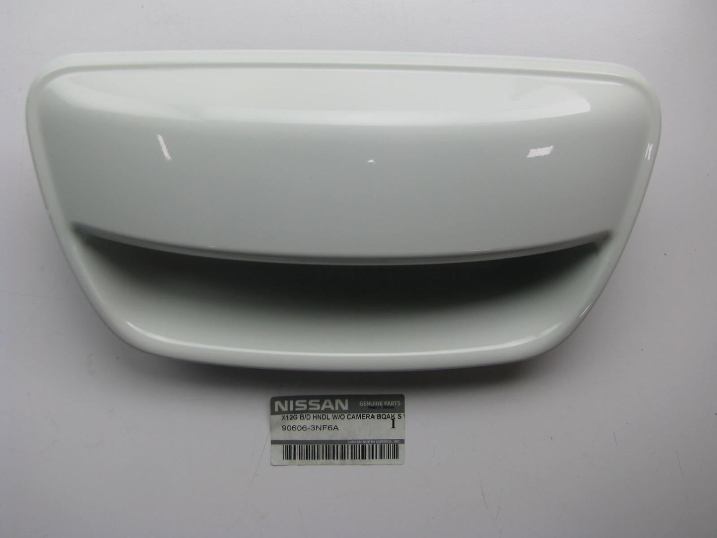 NEW GENUINE Liftgate Tailgate Hatch Handle OEM For 2013 Nissan Leaf 906063NF6A