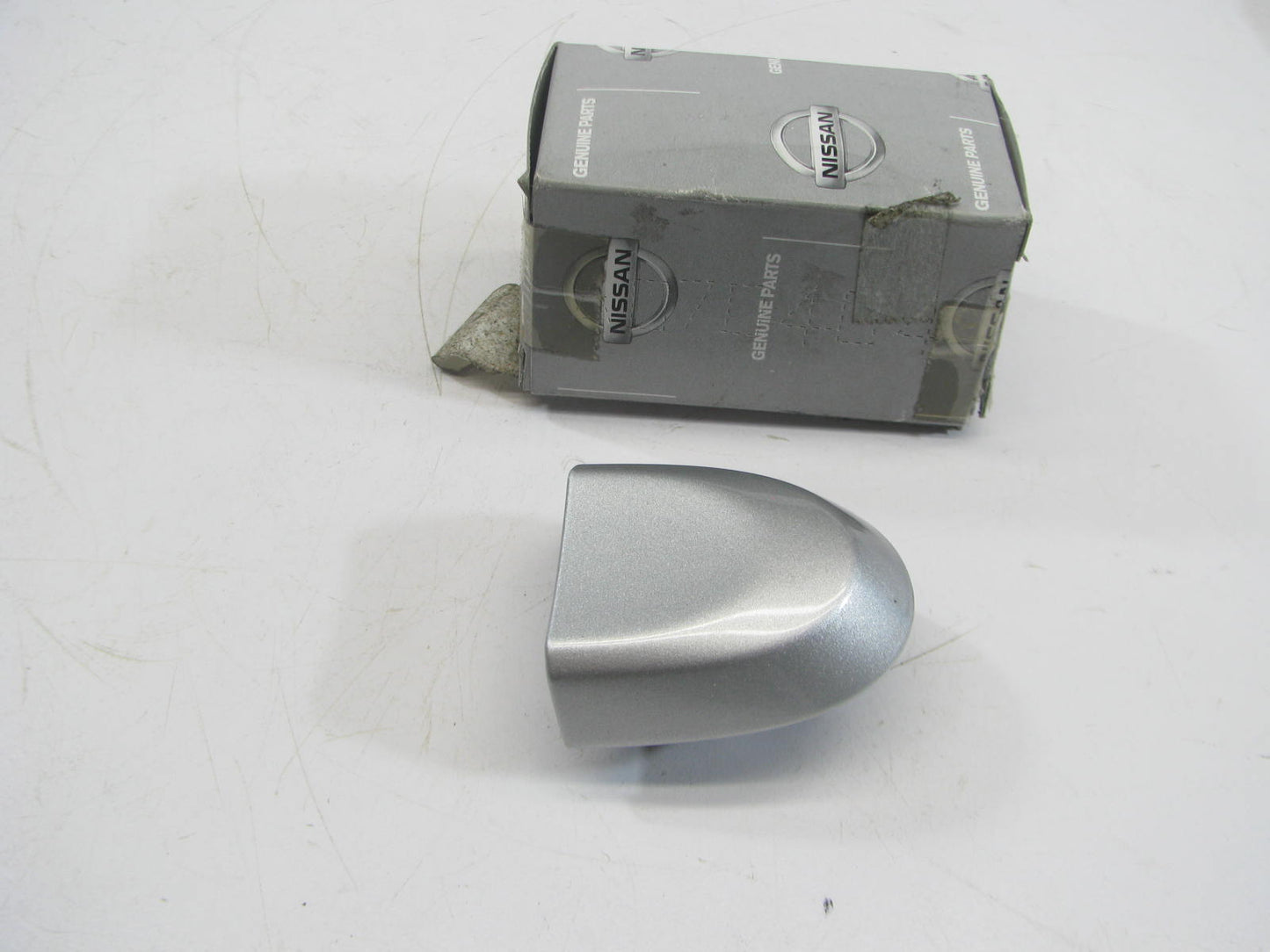 NEW - OEM GENUINE REAR Exterior Back Door Handle Cover Cap For 12-14 Nissan Cube