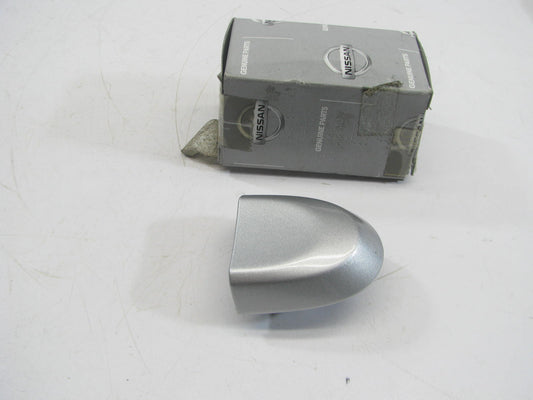 NEW - OEM GENUINE REAR Exterior Back Door Handle Cover Cap For 12-14 Nissan Cube