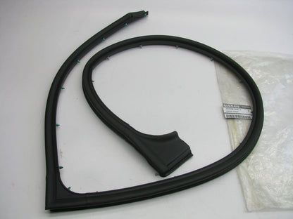 NEW Rear Back Door Weatherstrip Seal For 2012 Nissan NV1500 NV2500 STANDARD ROOF