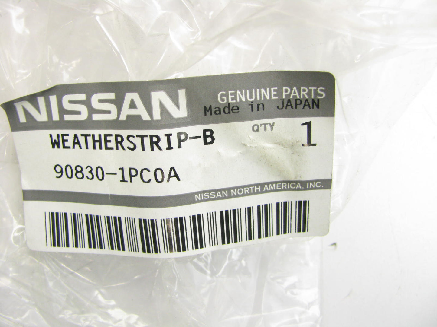 NEW REAR Back Door RIGHT Weatherstip Seal OEM For 2012 NV1500 NV2500 NV3500