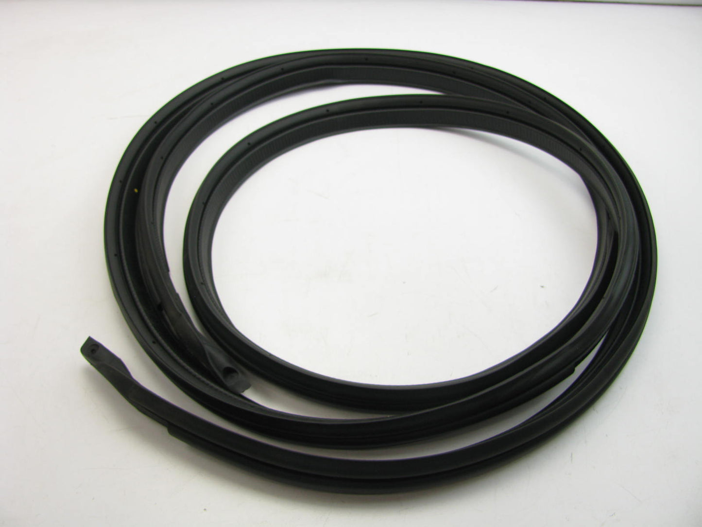 NEW GENUINE REAR Back Door Weatherstrip Seal OEM For 12-18 Nissan NV 908321PF1A
