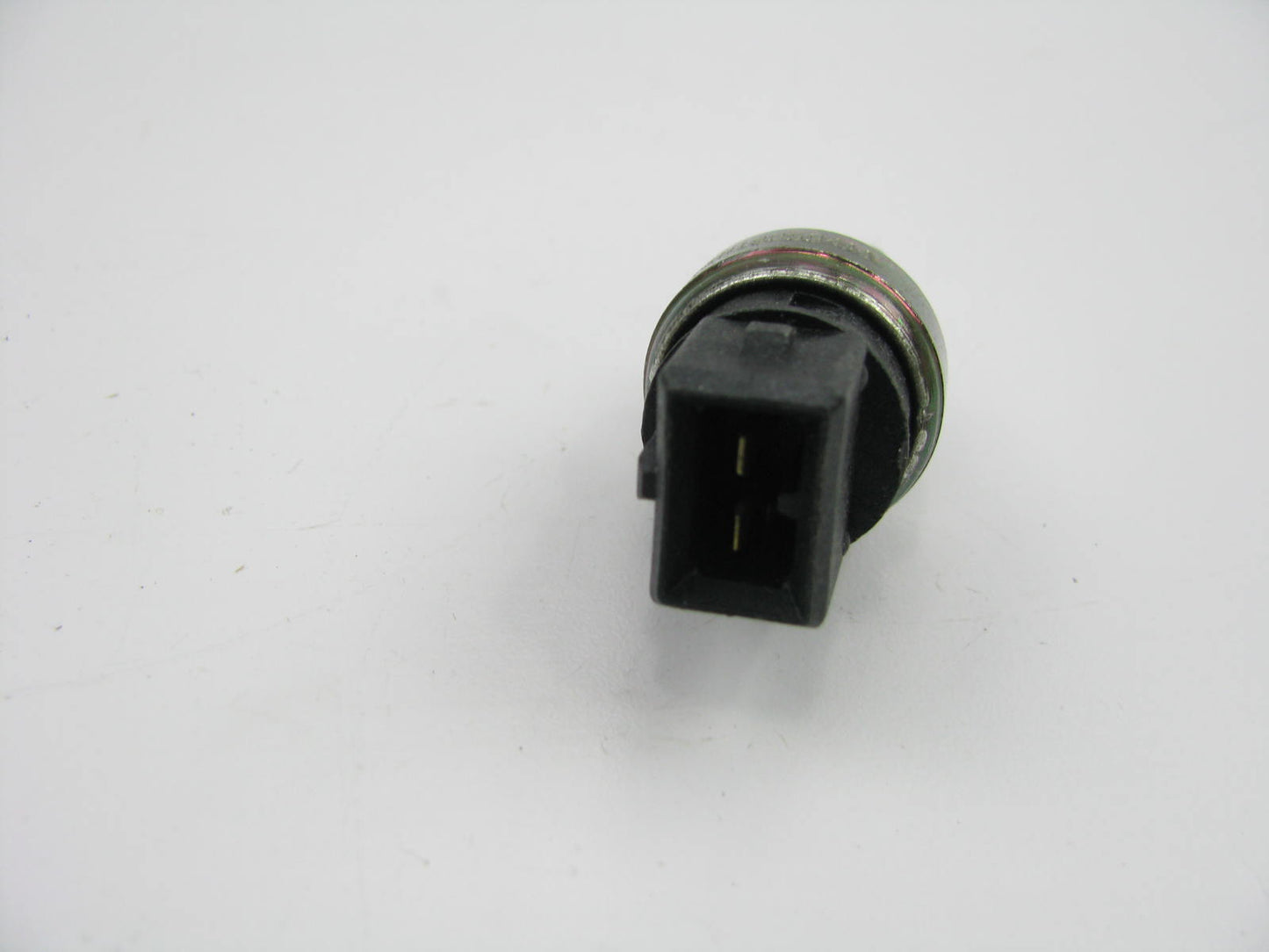 New Genuine HVAC A/C High Pressure Switch For 1993-1994 Nissan Quest 921390B000