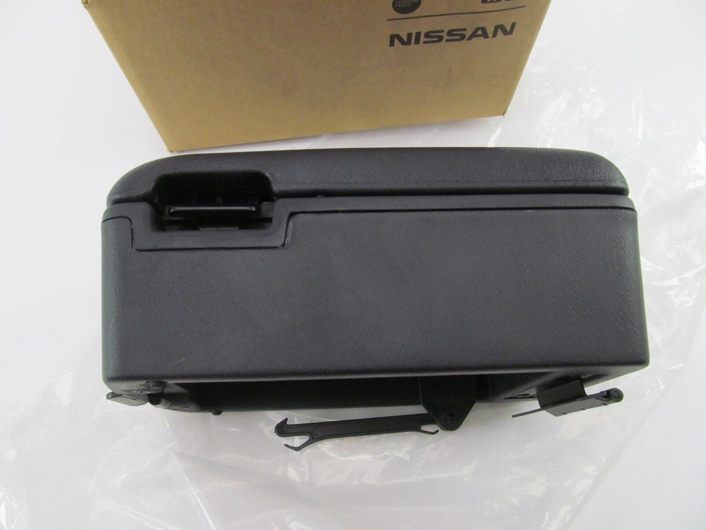 NEW - Genuine OEM For 2000-2001 Nissan Altima BLACK Center Console Armrest Lid