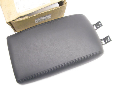 New Genuine OEM Center Console Lid For 1993-97 Infiniti J30 9692010Y11