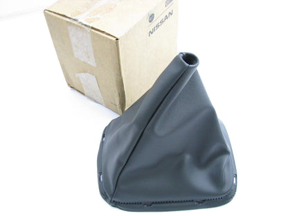 New OEM Manual Transmission Shift Lever Boot For 08-11 Nissan Xterra 96934EA002