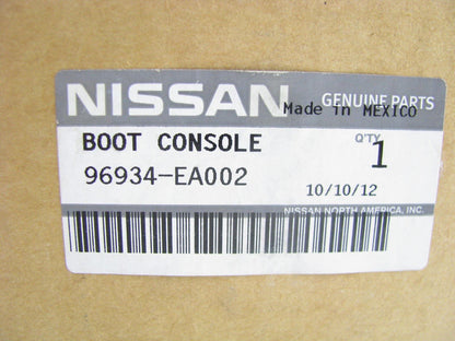 New OEM Manual Transmission Shift Lever Boot For 08-11 Nissan Xterra 96934EA002