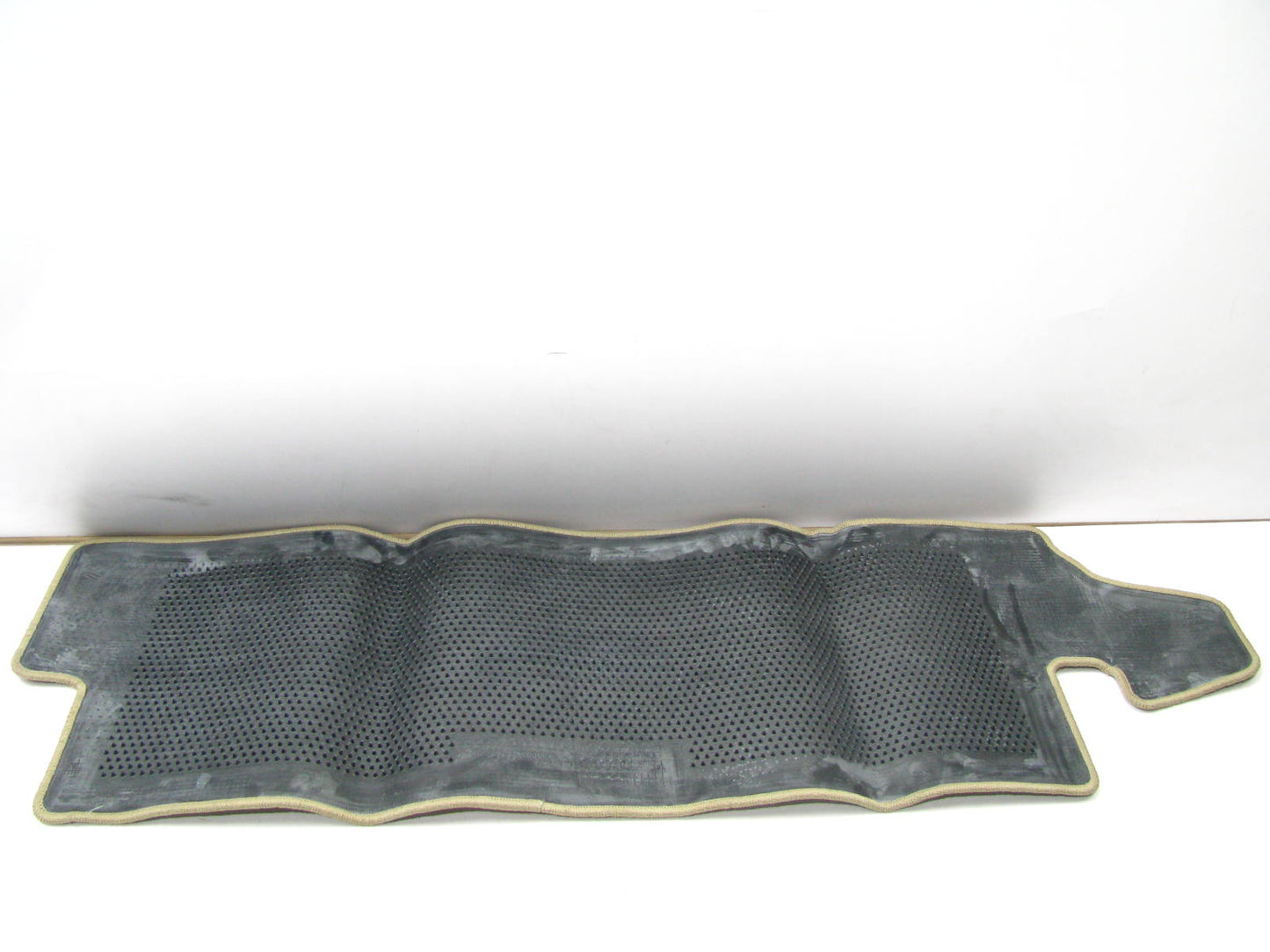 New OEM Rear Carpeted Cargo Mat 999E3-XR000BE For 2007-2008 Nissan Pathfinder