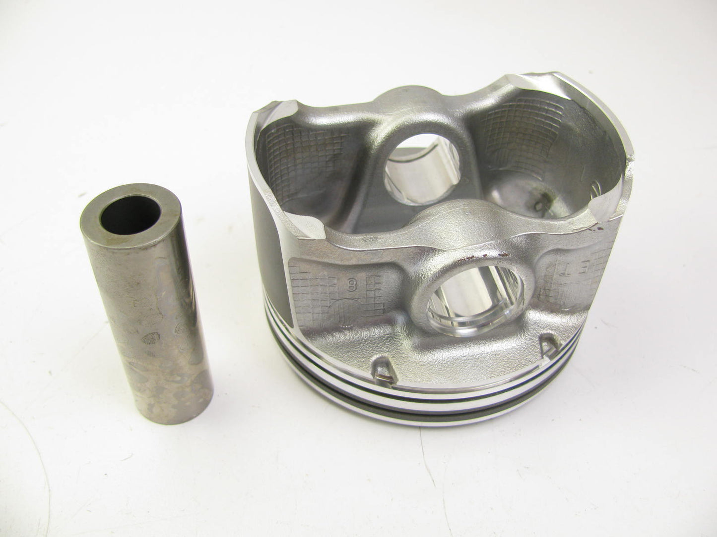 NEW - OEM A2010-ET81A Engine Piston W/ Pin For 2007-2012 Nissan Sentra 2.5L