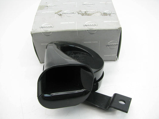 NEW GENUINE Anti-Theft Alarm Horn OEM For Nissan B5605-5W600