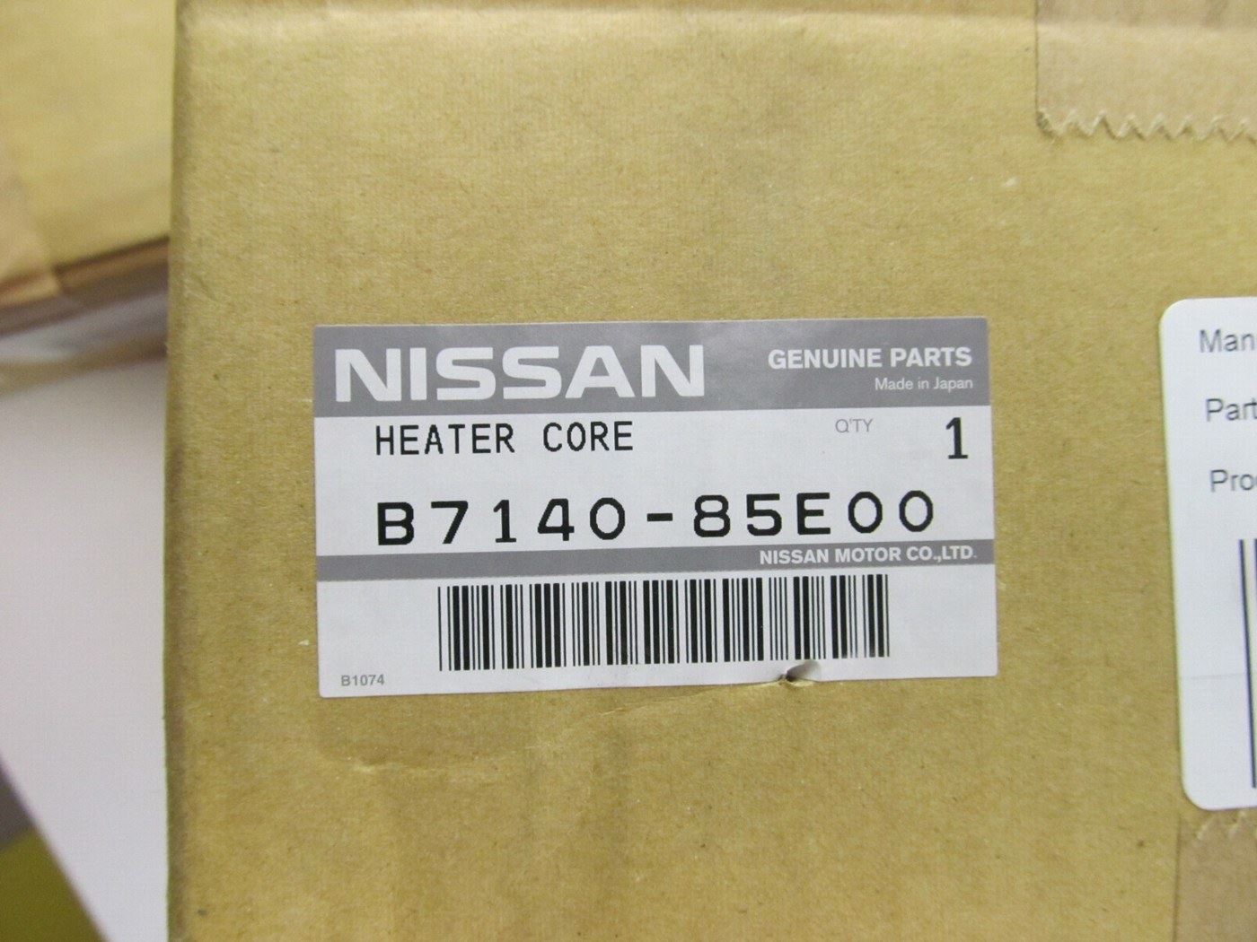 NEW GENUINE OEM Heater Core OEM B7140-85E00 For 1992-1994 Nissan Maxima 3.0L