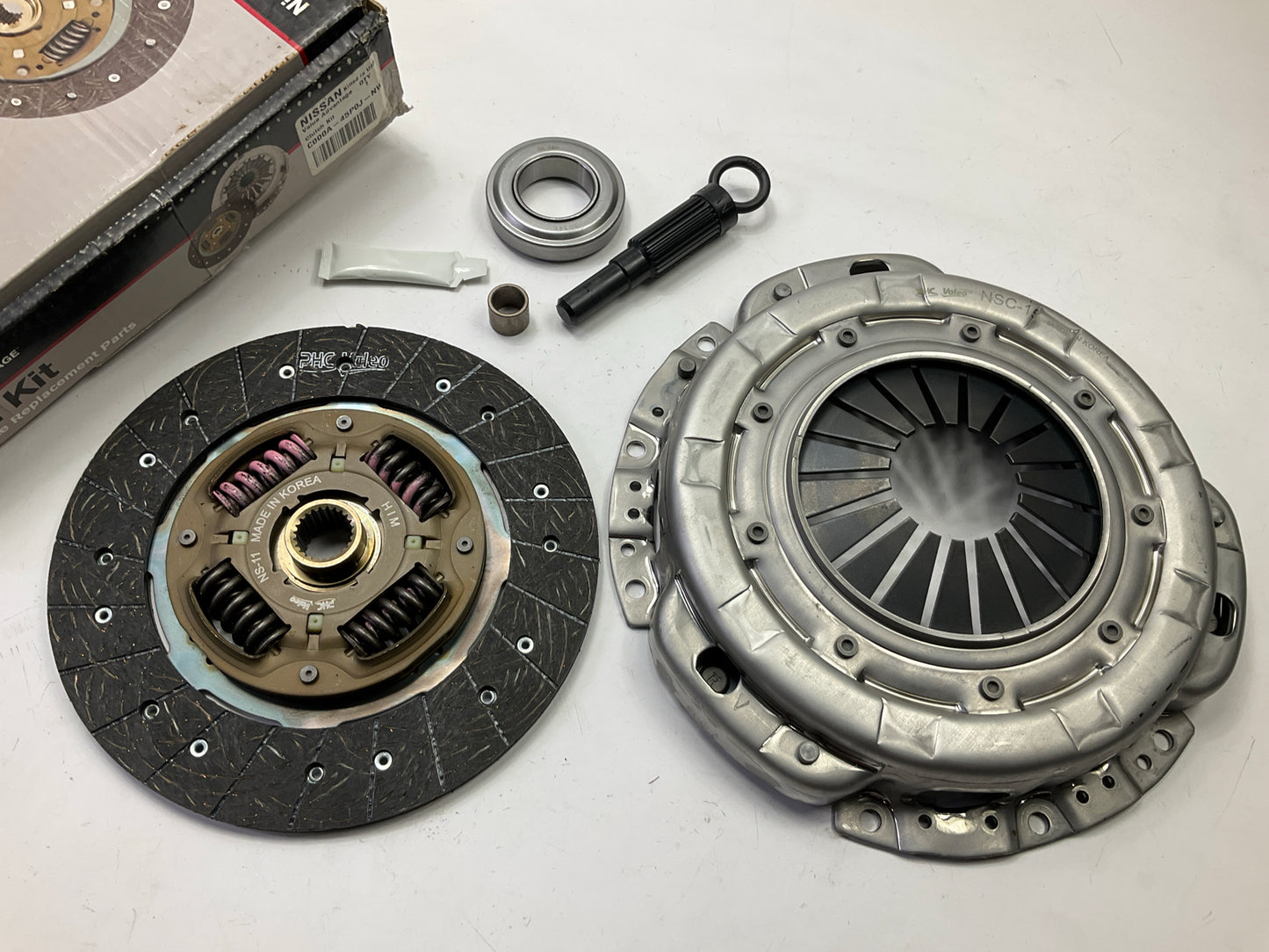 NEW GENUINE Clutch Kit OEM For 1984-1989 300zx Z31 Turbo C000A-45P0J-NW