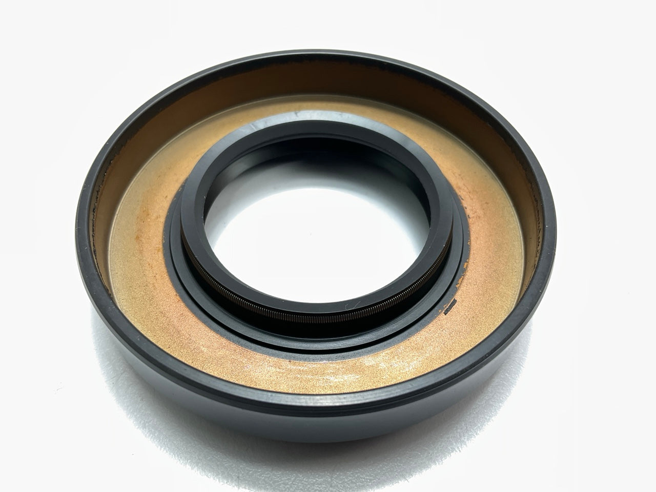NEW GENUINE OEM For Nissan C8189-N3100 Differential Pinion Seal