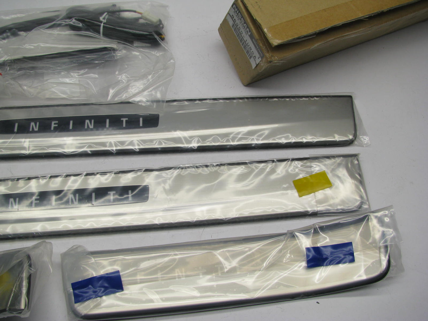 NEW - OEM G69501UR0A Stainless Steel Illuminated Kick Plates For 2014-2015 QX50