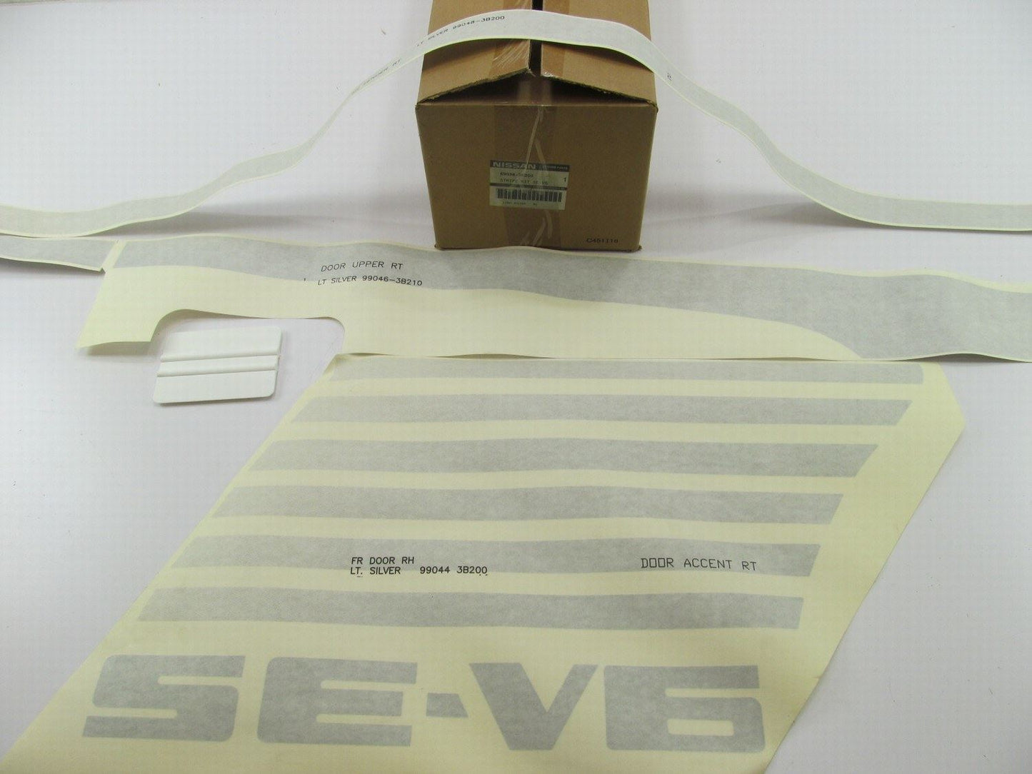 NEW Right Passengers Side Stripe Kit OEM For 1993-1997 Nissan D21 SE-V6 Pickup