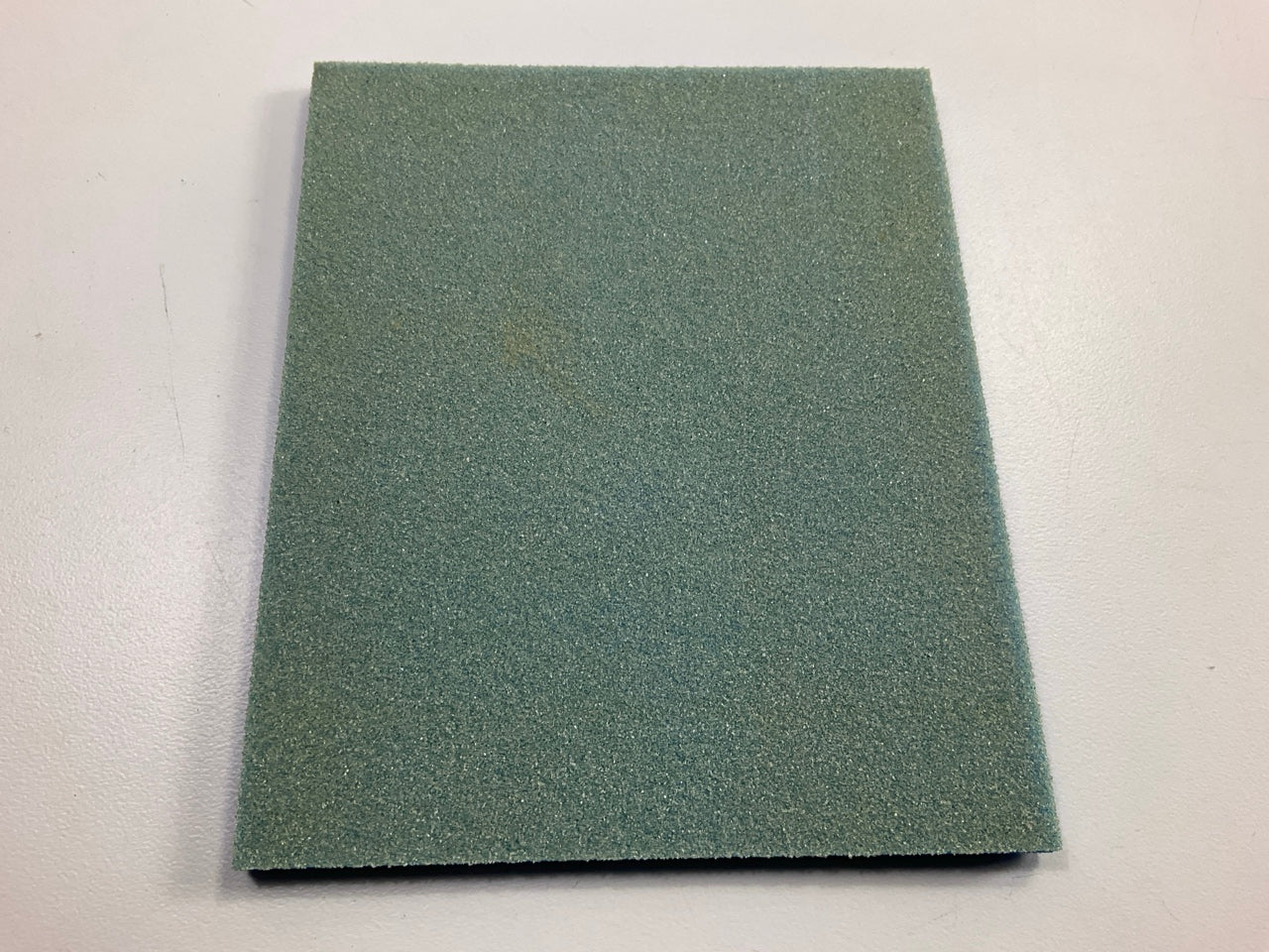 Norton 03074 SoftTouch Medium Grit Sanding Sponge, 4-1/2'' X 5-1/2'', Box Of 20