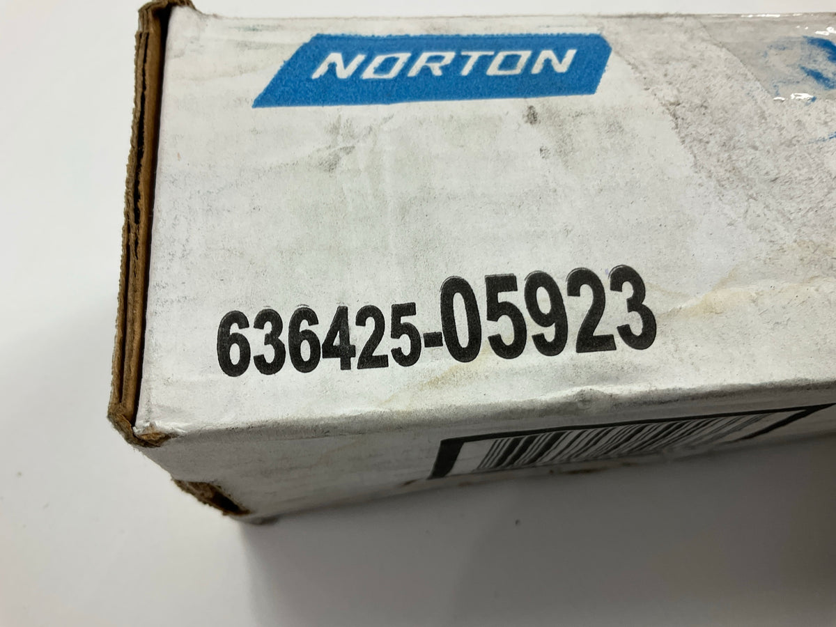Pack Of 125 Pcs Norton 05923 Blue Wrap 16-1/2''x21'' Protective Plastic Floor Mats
