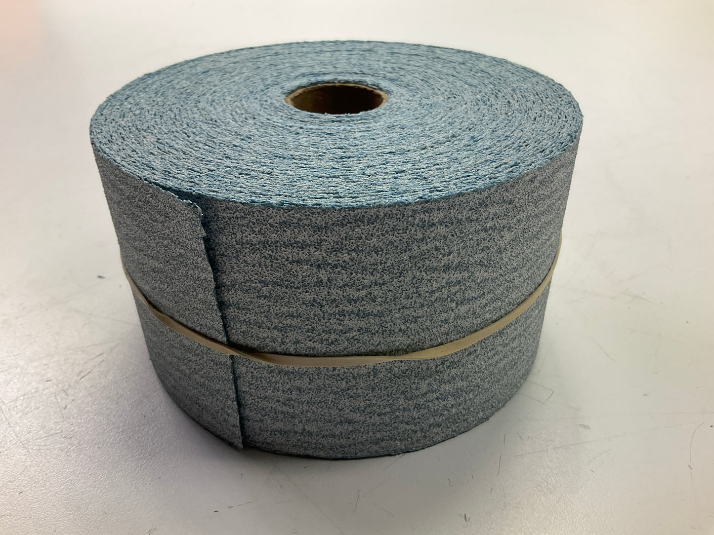 Norton DryIce 49566 A975 Series Sanding Sheet Roll 2-3/4'' X 25 Yards, P80 Grit
