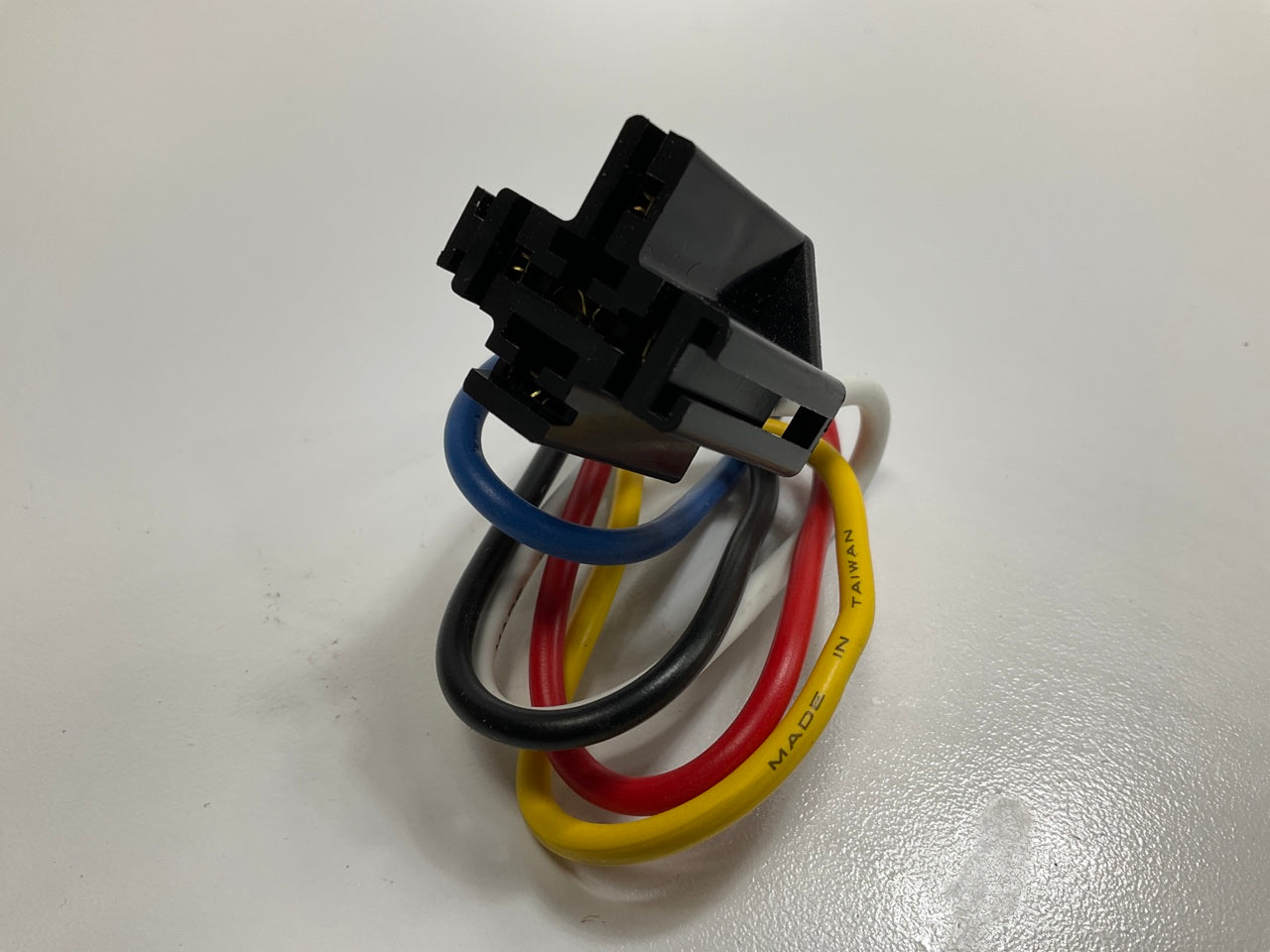 Novita RS40 5-PIN Universal Relay Installation Socket Wire Harness For RL44 RL45