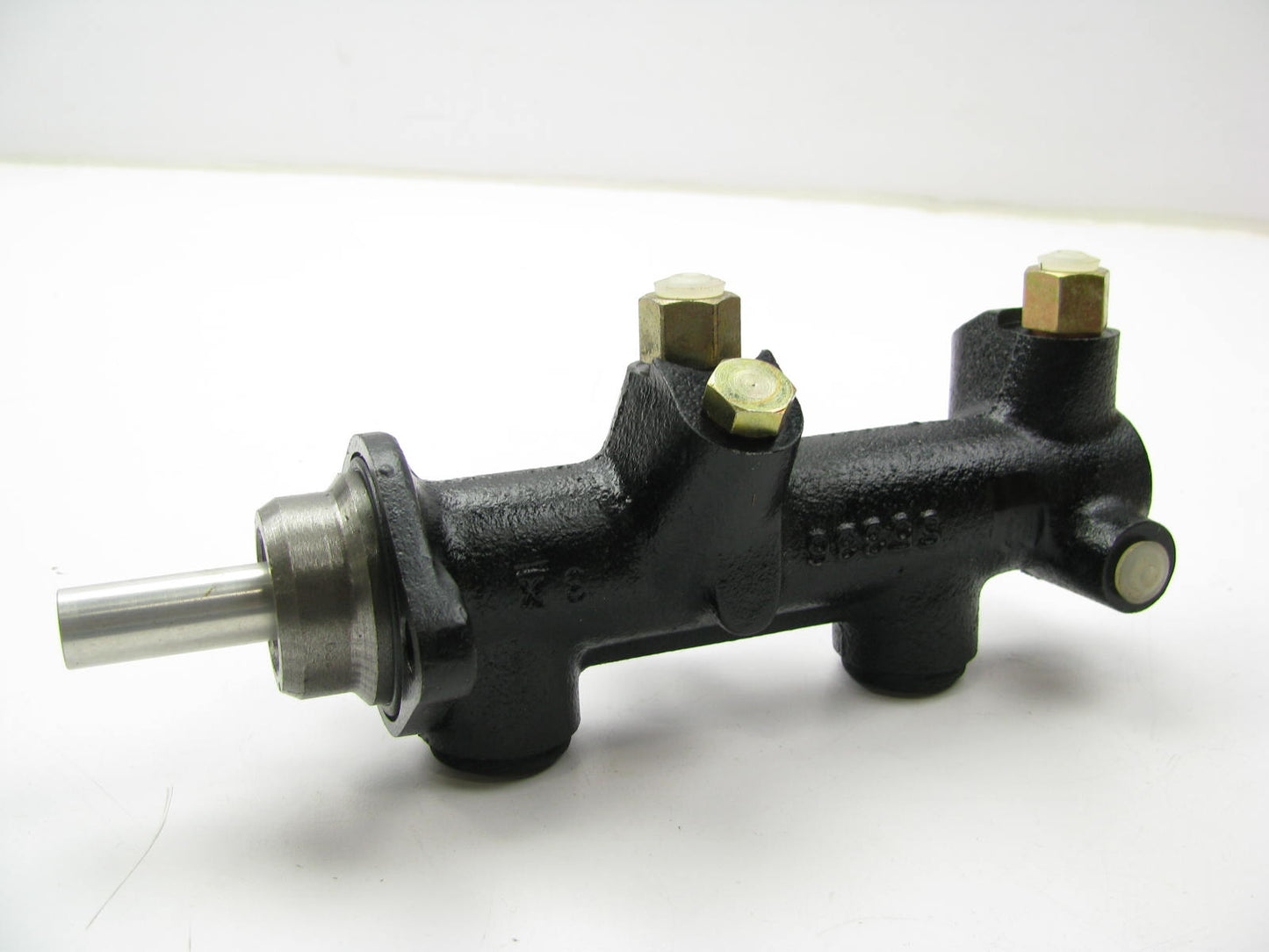 Nugeon 25-02111 Brake Master Cylinder - 1982-1983 Audi 5000 2.2L I5 Turbocharged