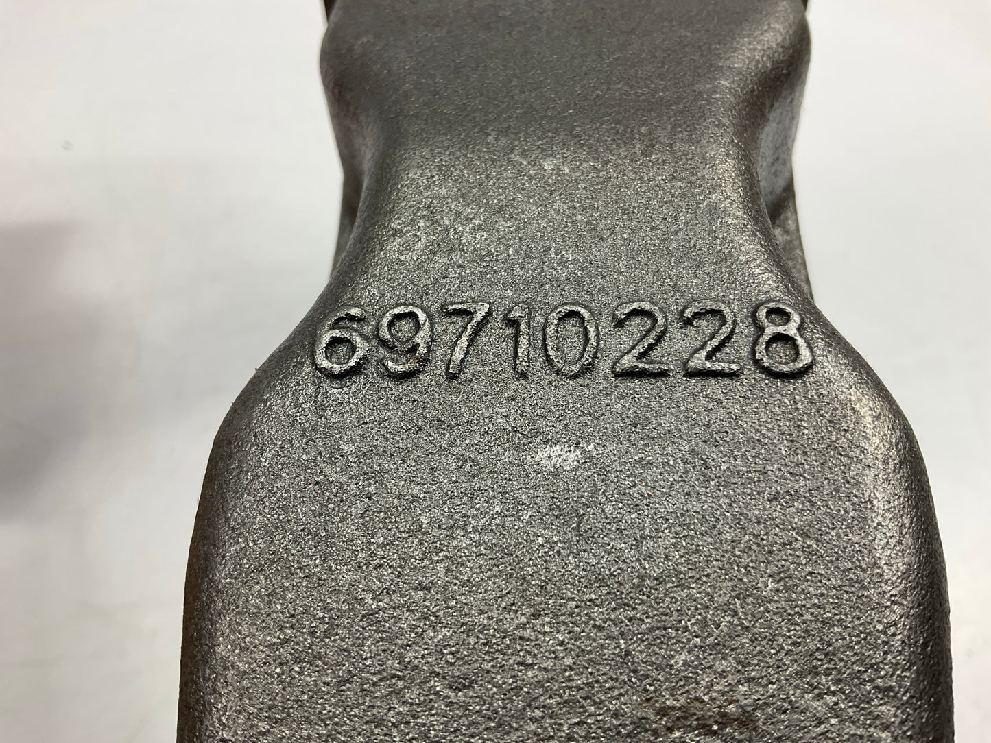 NO HARDWARE - REMAN. Nugeon 97-17807B Front Right Brake Caliper