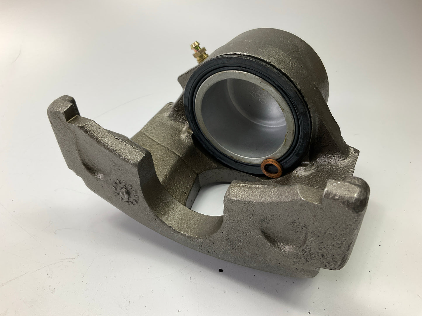 MISSING HARDWARE - REMAN. Nugeon 97-17830A Front Right Brake Caliper