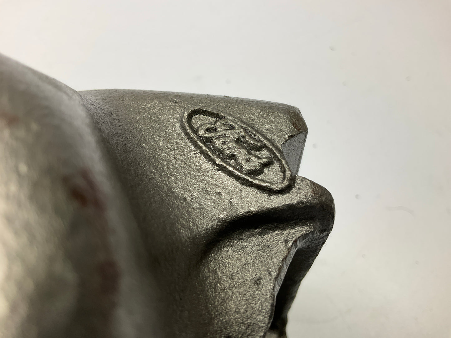 MISSING HARDWARE - REMAN. Nugeon 97-17830A Front Right Brake Caliper