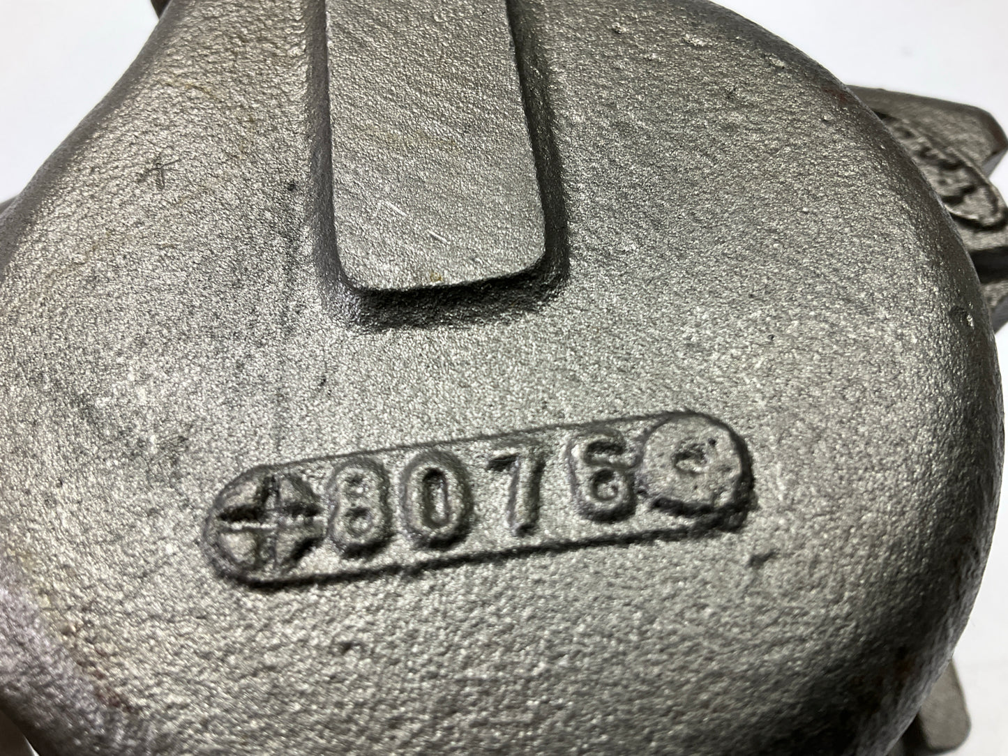 MISSING HARDWARE - REMAN. Nugeon 97-17830A Front Right Brake Caliper
