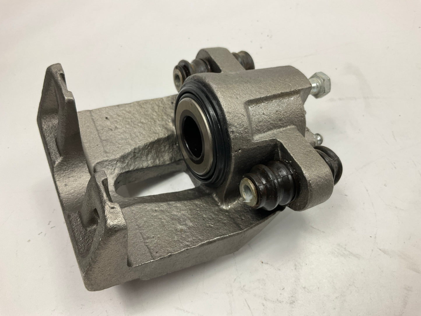 REMAN. Nugeon 97-17899B Rear Disc Brake Caliper