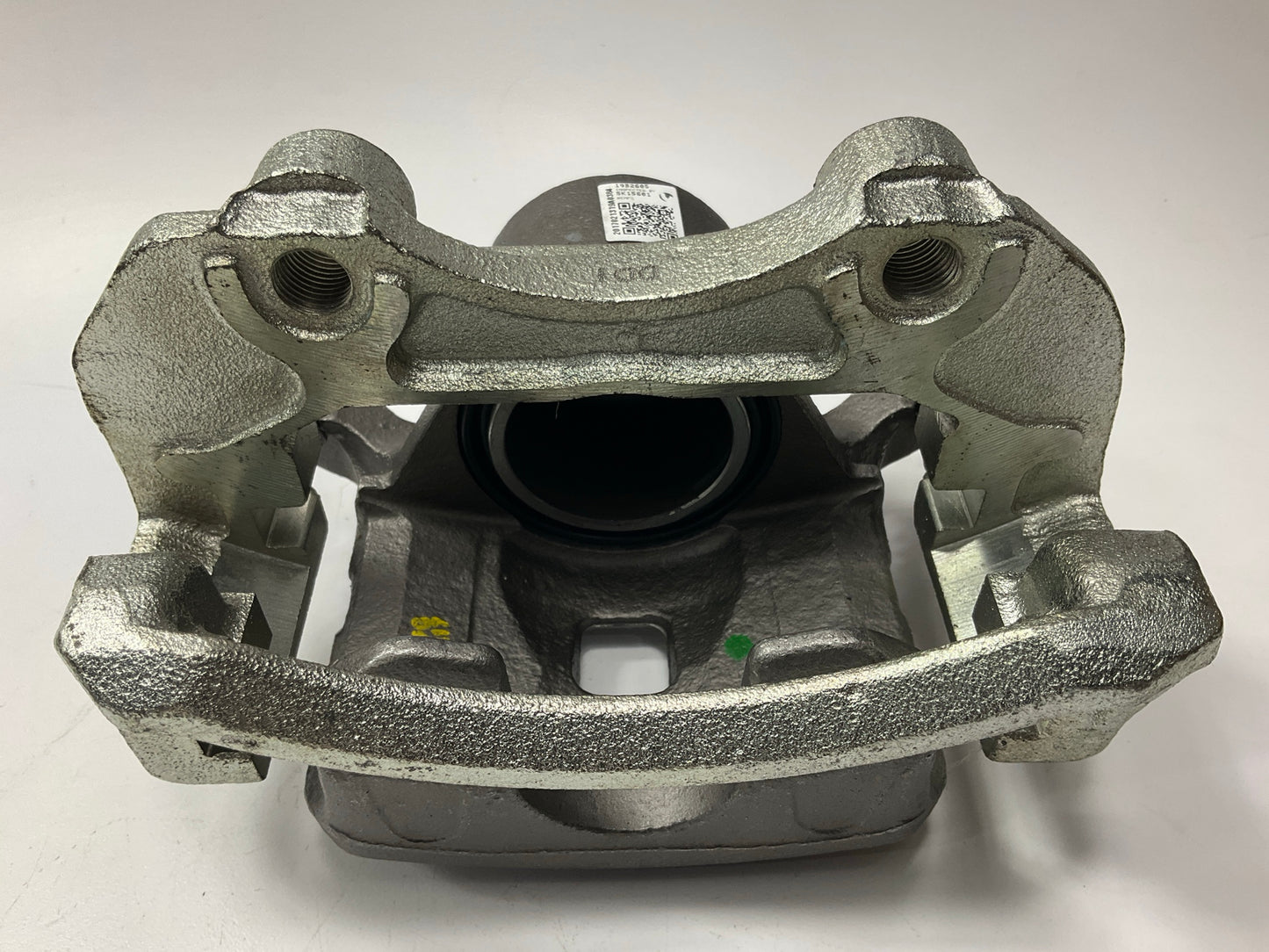 NO HARDWARE - REMAN. Nugeon 99-00563B Front Right Brake Caliper