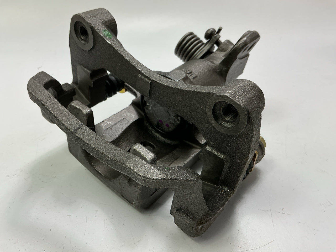 COMES AS SHOWN, AS IS - REMAN. Nugeon 99-00571A Rear Right Brake Caliper