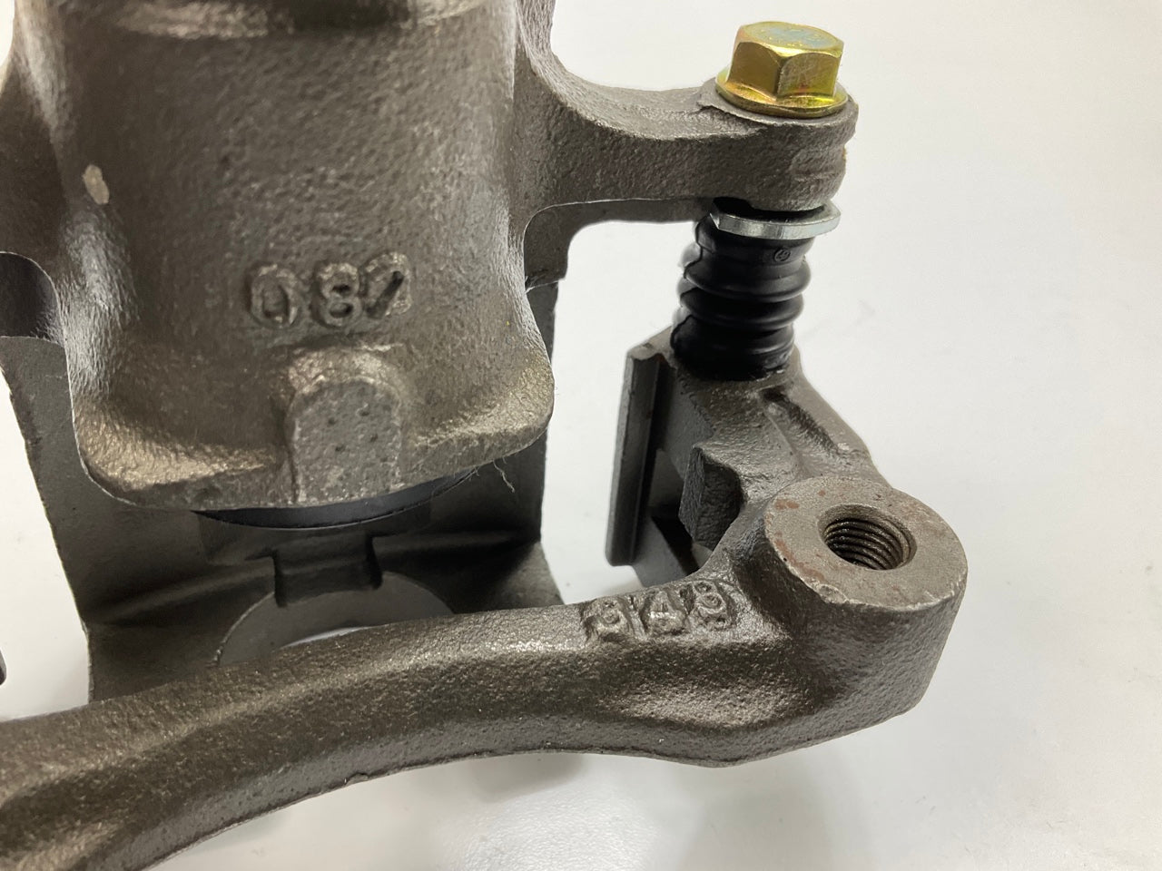 NO HARDWARE & BRACKET - REMAN. Nugeon 99-00574A Rear Right Disc Brake Caliper